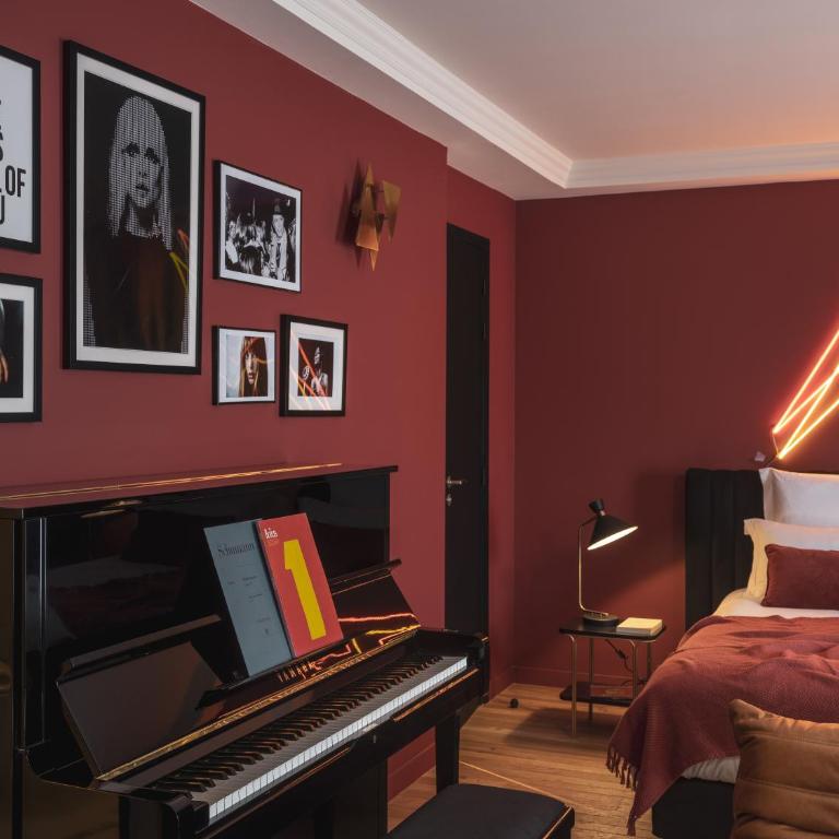 Seven Hotel Paris - Suite Standard - 3