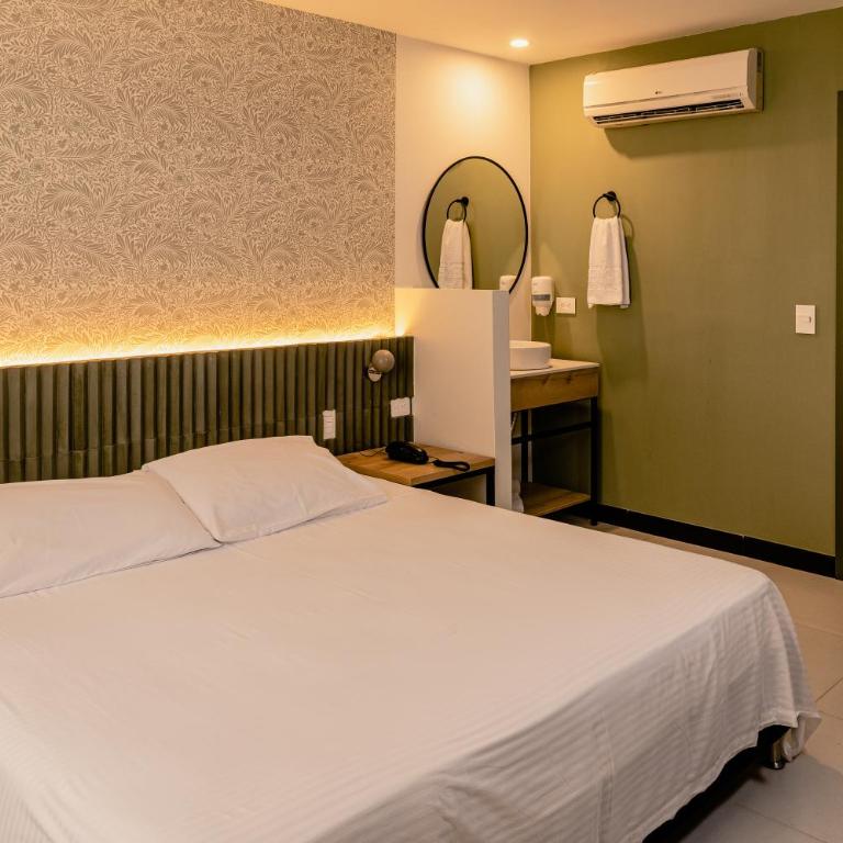 Hotel Principe - Habitación Superior - 1 cama grande - 7