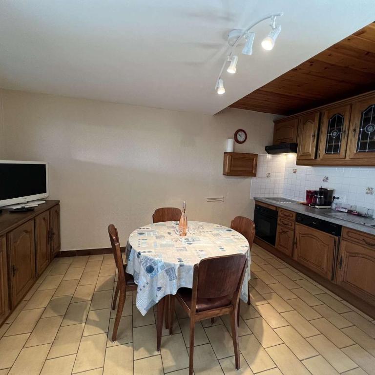 Pavillon 2 Pièces avec Parking, Proche Plage, 6 Pers. - FR-1-701-8 - Appartement - 5