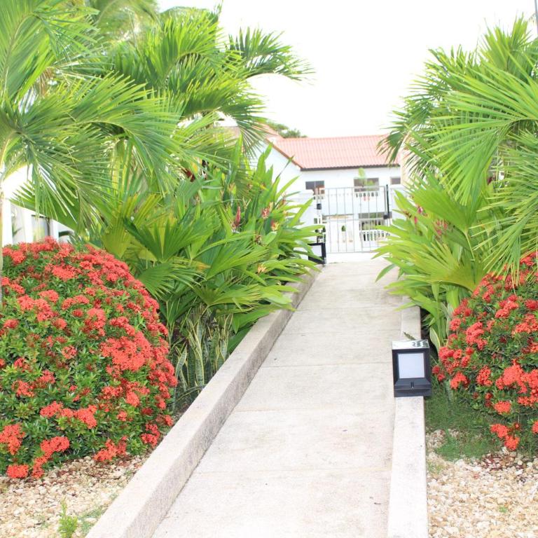 VAIA HOTELES - Deluxe Apartment - 81