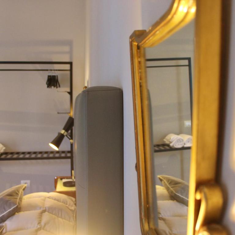 Dimora San Gregorio Luxury Rooms - Deluxe Double Room with Balcony - 6