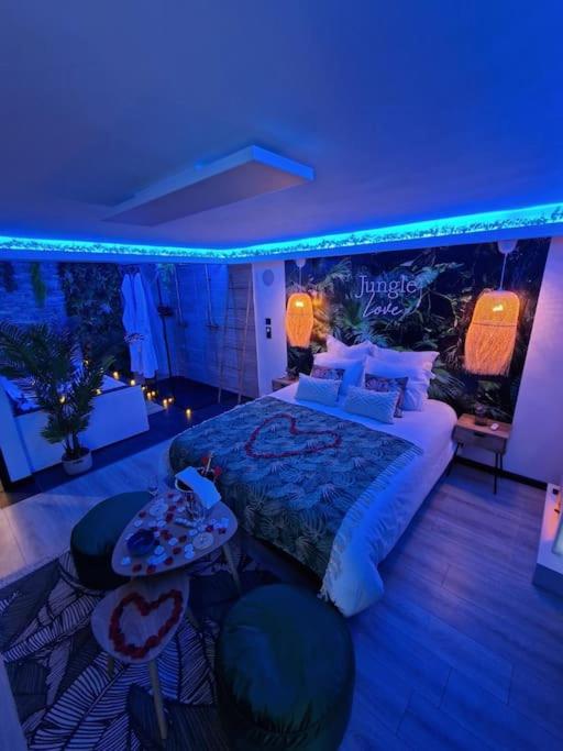 Jungle Love Loveroom avec Balnéo à 10 min de Disneyland Paris - Apartamento de 1 dormitorio - 25