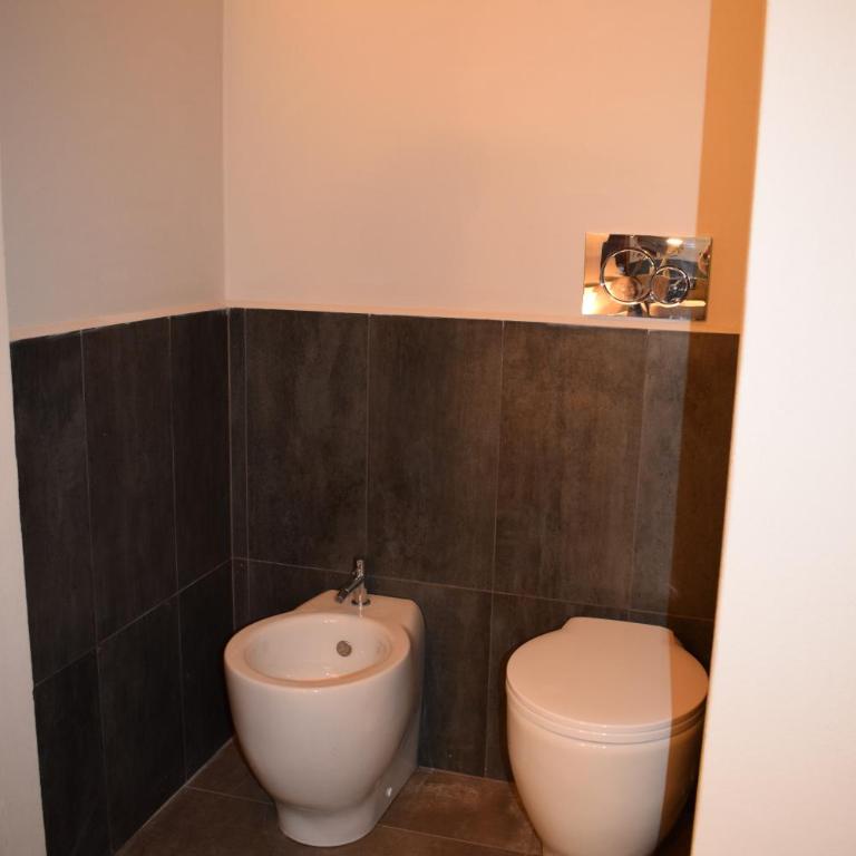 Grande Appartamento per gruppi e famiglie in centro storico a Lucca con terrazza e AC - Appartamento - 47