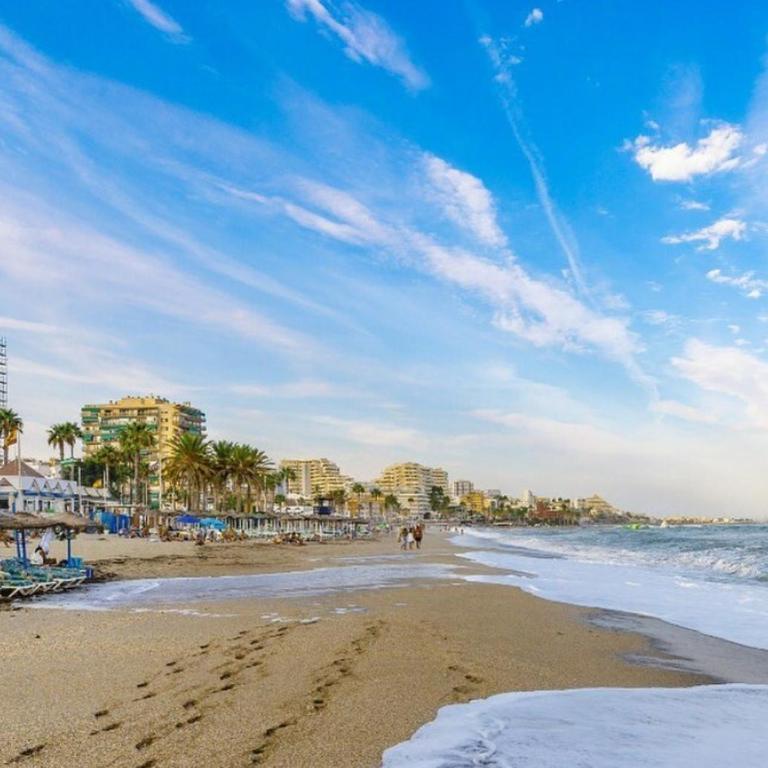 Benalmadena Beach Apartamento con Vistas al mar y Parking Privado Incluido - One-Bedroom Apartment - 19