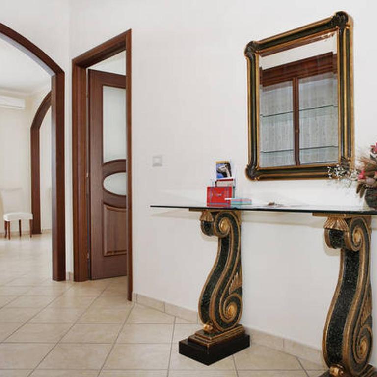 Appartamenti Catania Centro - Two-Bedroom Apartment with Balcony - 4