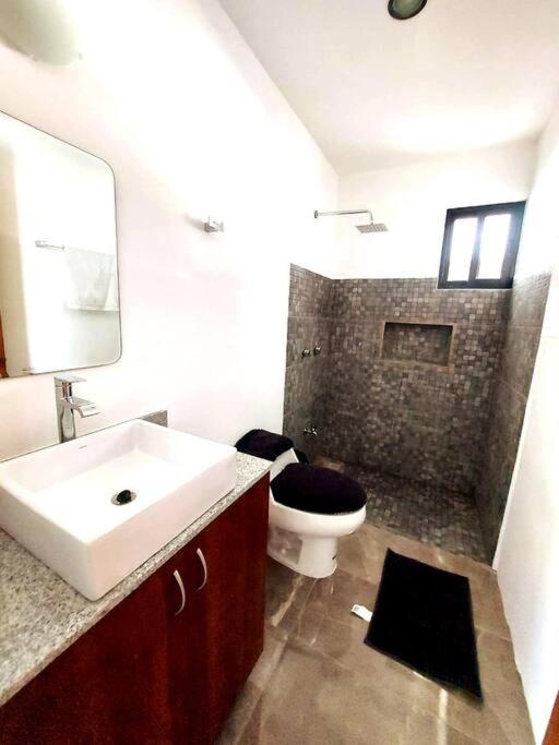 Apartment with excellent location! near Altabrisa - Apartamento de 2 dormitorios - 5
