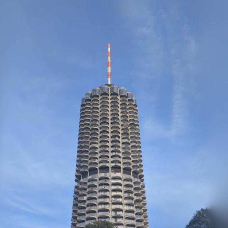 Royal - Sky - Suite - Deluxe Apartment - 21
