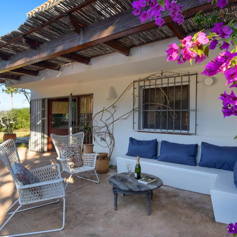 Bogira by Aguilarent - Villa - 20