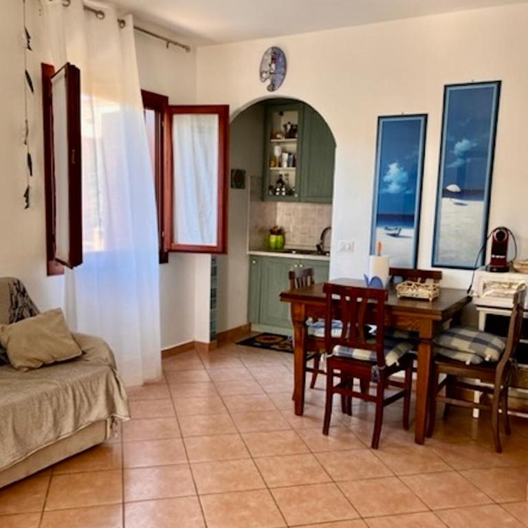ISS Travel, Molly's Garden - 2-bedroom apartment with air-condition - Villa con 2 Camere da Letto - 12