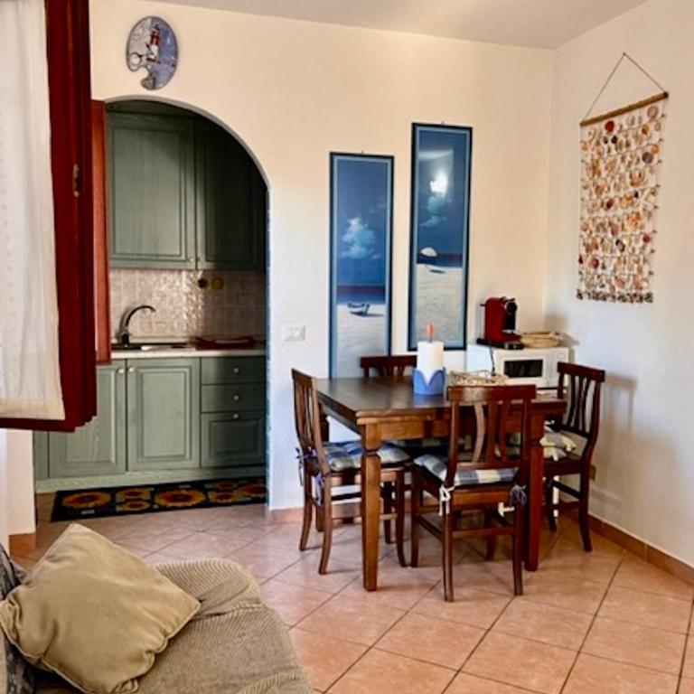 ISS Travel, Molly's Garden - 2-bedroom apartment with air-condition - Villa con 2 Camere da Letto - 13