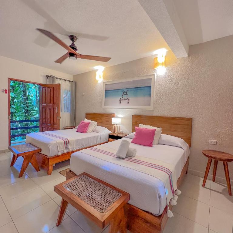 Hotel Hulku - 1 Bedroom Room with Kitchenette - 2