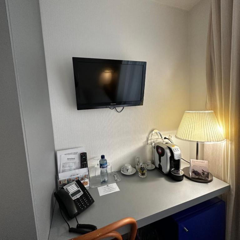Albergo Carcani by Ketty & Tommy - Camera Singola Economy con Vista Cortile - 3