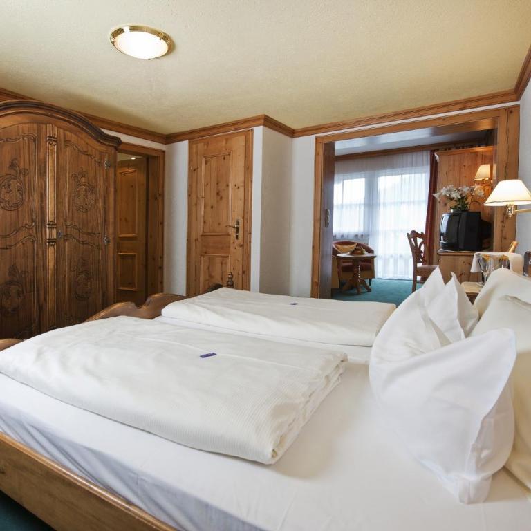 Alpenpark Resort Superior - Comfort Doppelzimmer mit Balkon - 2