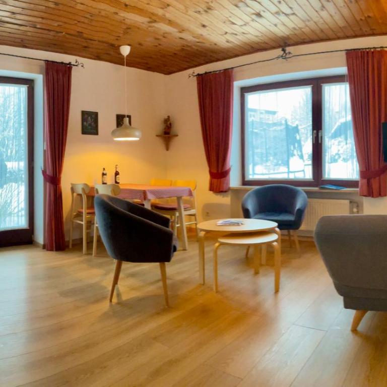 Ferienwohnung Gästehaus Am Buchenbichl - Apartment mit 2 Schlafzimmern sowie Terrasse und Garten - 3