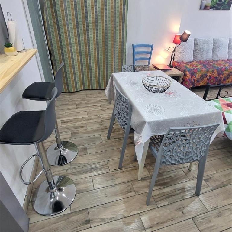 L'Escale Centre Historique de Gap Meublé de tourisme Classé 3 étoiles - Studio mit Balkon - 10