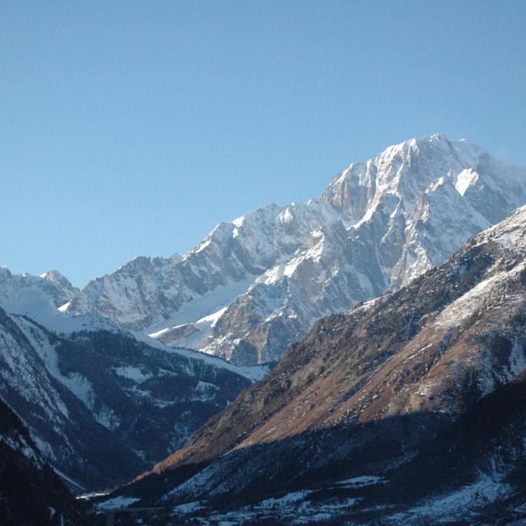 Maison Mont-Blanc - Two-Bedroom Apartment - 4