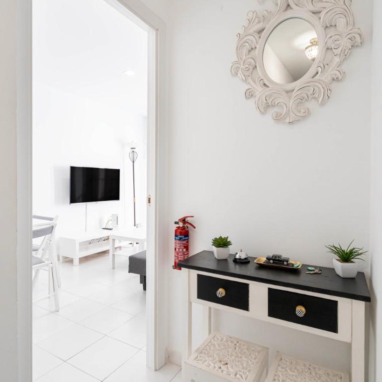 Flamenco Style Apartment PALACIO REAL, La Latina - Apartment - 24