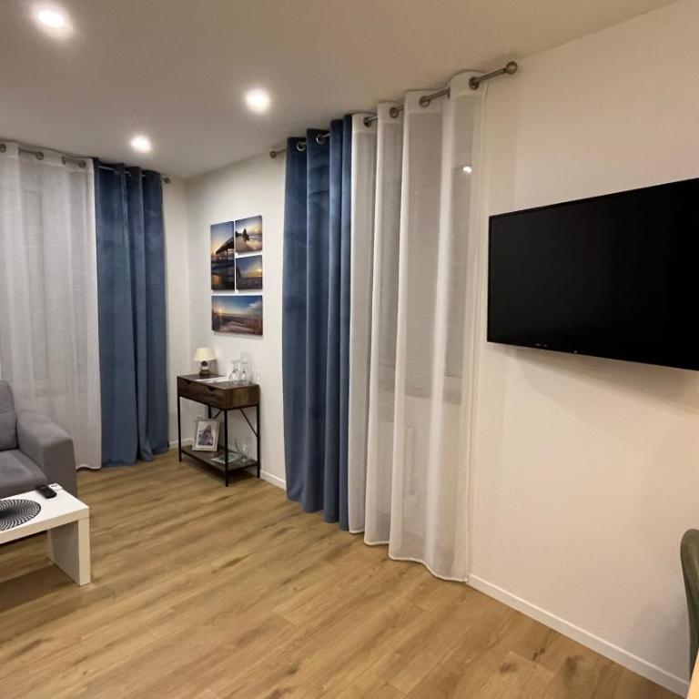 Appartement Luxe Jaune - Deluxe Zimmer (2 Erwachsene & 1 Kind) - 11