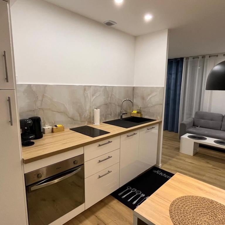 Appartement Luxe Jaune - Deluxe Zimmer (2 Erwachsene & 1 Kind) - 9