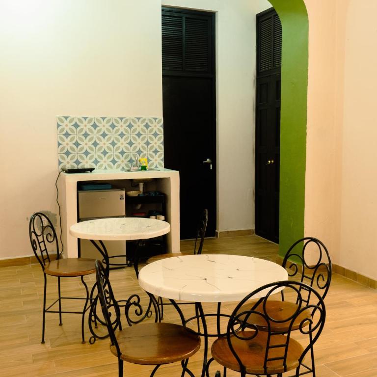 Nido Colibrí - Private Rooms and hostel Dorms in Remate de Paseo Montejo - Double Room - 5