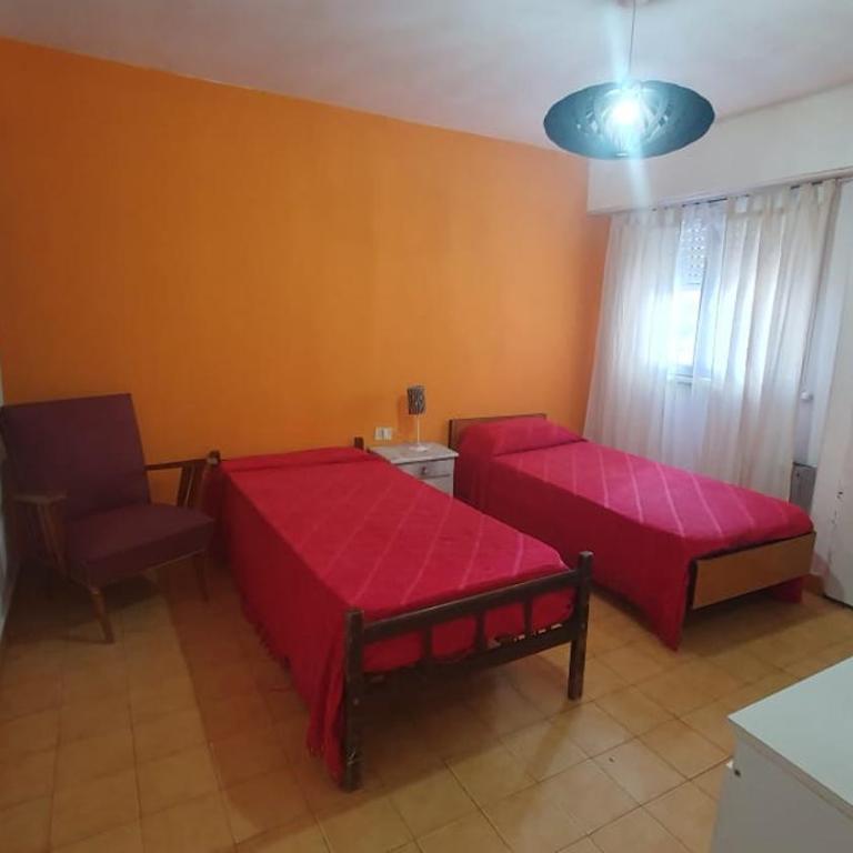 Habitacion economica con estacionamiento Necochea - Budget Triple Room - 6