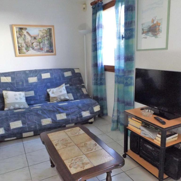 Villa Mitoyenne 6 Pers avec Terrasse, BBQ, Parking et WIFI à Grau d'Agde - Casa con 2 Camere da Letto - 7