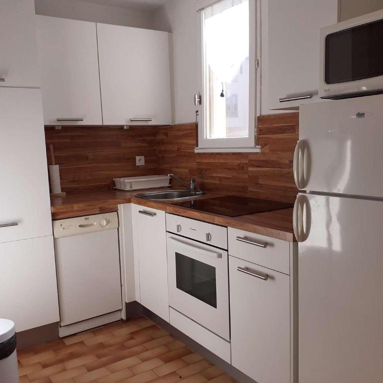 T2 cabine, parking privé, lave-linge, à 100m plage, pour famille - FR-1-702-15 - Appartamento - 10
