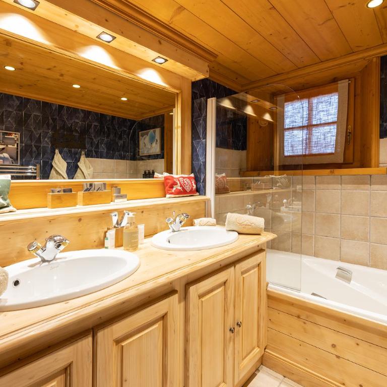 Megève Bois - Relais & Châteaux - Chambre Double avec Terrasse - 3