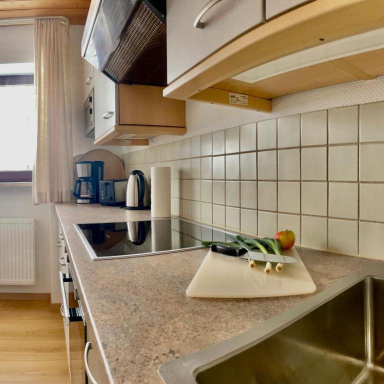 Ferienwohnung Gästehaus Am Buchenbichl - Superior Apartment mit 1 Schlafzimmer, Balkon und Terrasse - 5