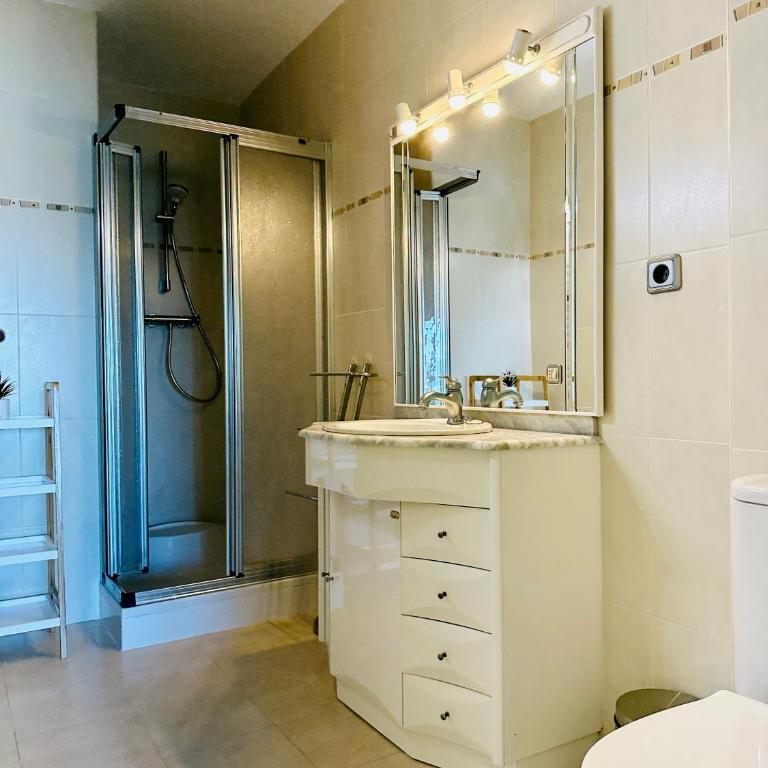 Home Rits Salou - Apartamento de 3 dormitorios - 23