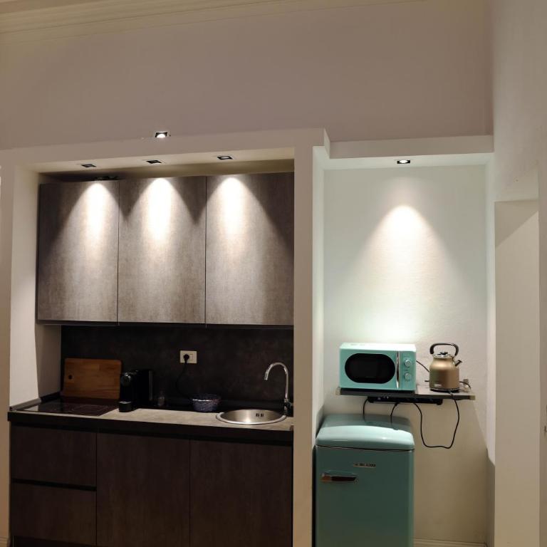 Elegant Quiet Flat 2 min from SMN Station - Appartamento con 3 Camere da Letto - 26