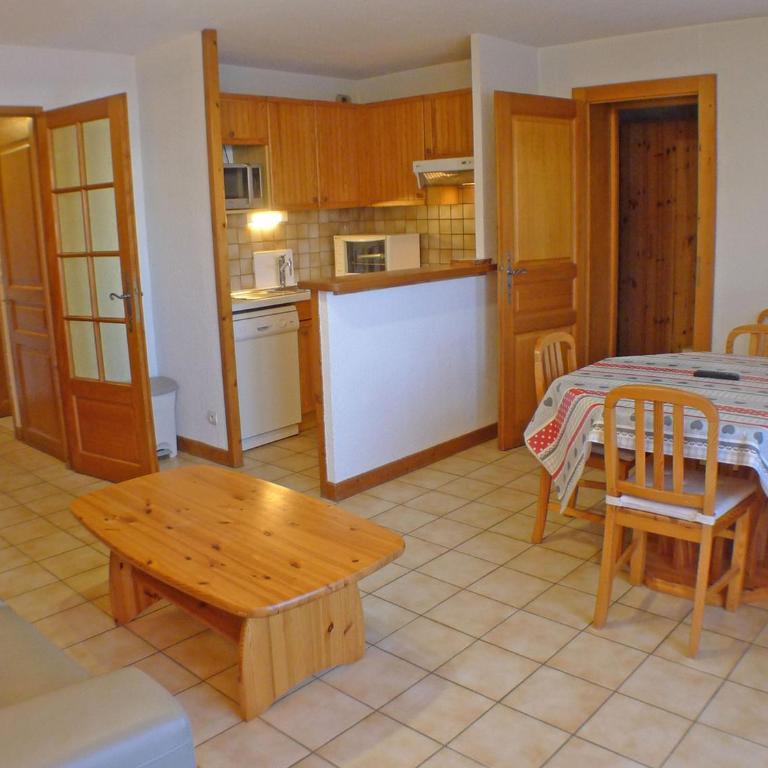 Appartement cosy à Samoëns avec terrasse et parking - FR-1-629-72 - Apartment - 1