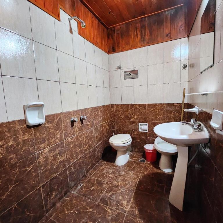 Hotel Los Ángeles - Habitación Cuádruple Económica - 2