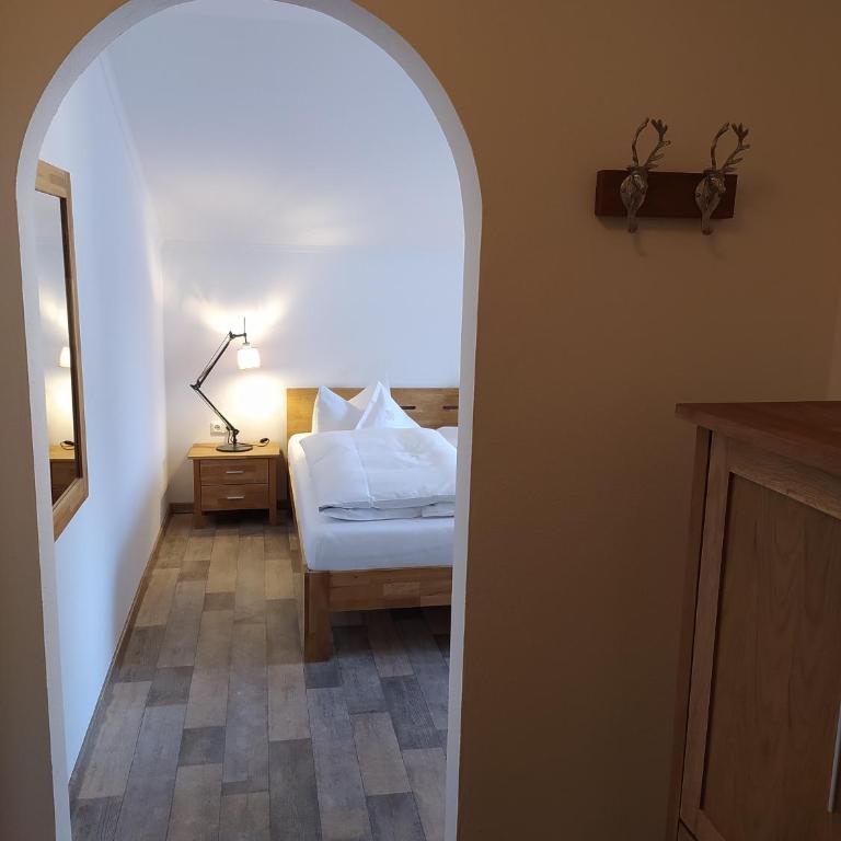 Hotel Garni Schlossblick - Standard Zweibettzimmer - 2