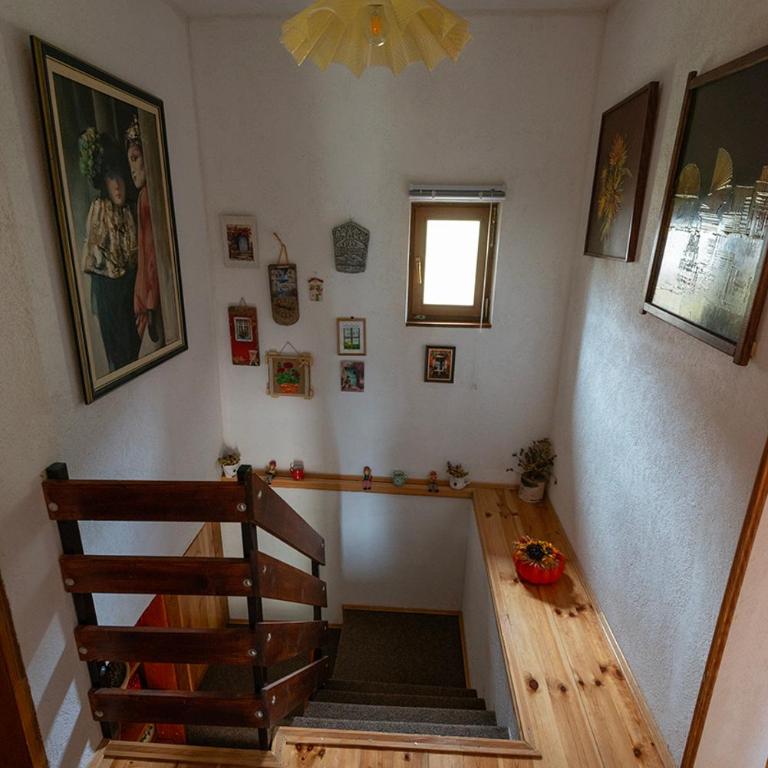 Spectacular LakeView House - Three-Bedroom Chalet - 38