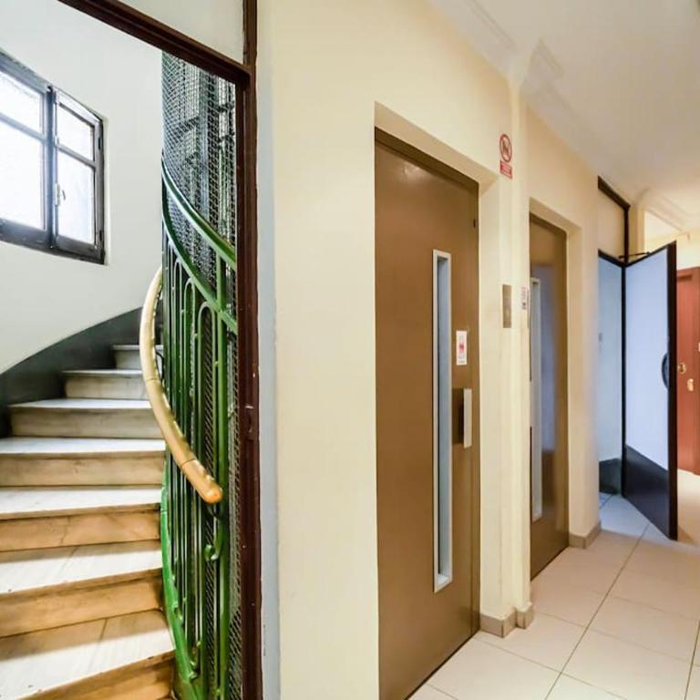 Agradable estudio 3 Personas / 2 camas en Gran Vía - One-Bedroom Apartment - 9