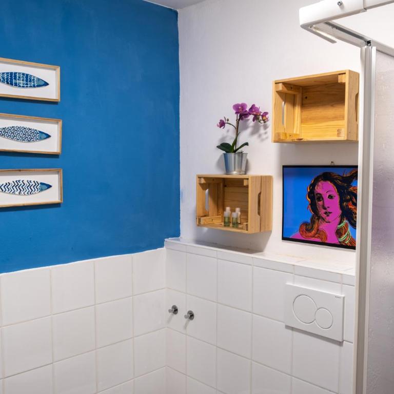 Room 45 - Camera Matrimoniale con Bagno Privato Interno - 10