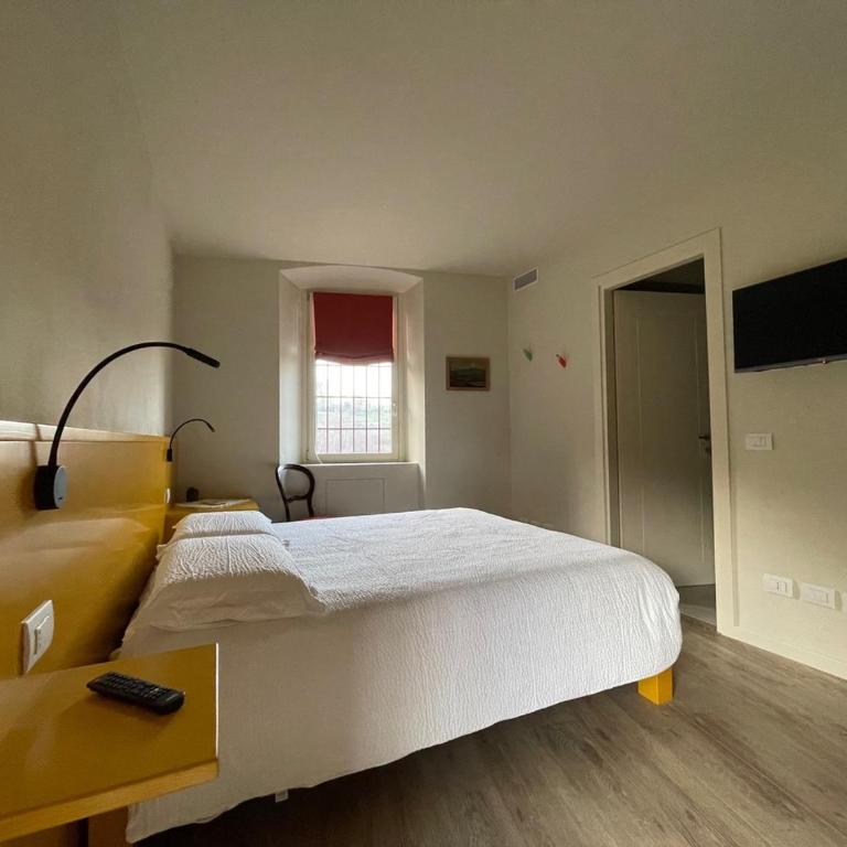 Foresteria Antica Bastia B&B - Camera Matrimoniale con Bagno Privato - 1