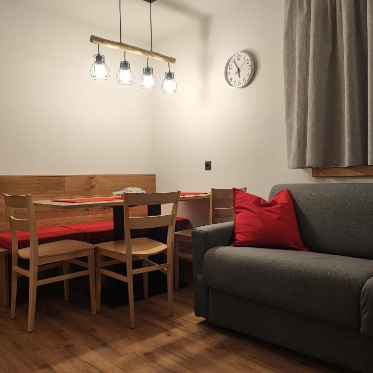 Appartements Stoll - Apartment mit Blick auf die Berge - 10