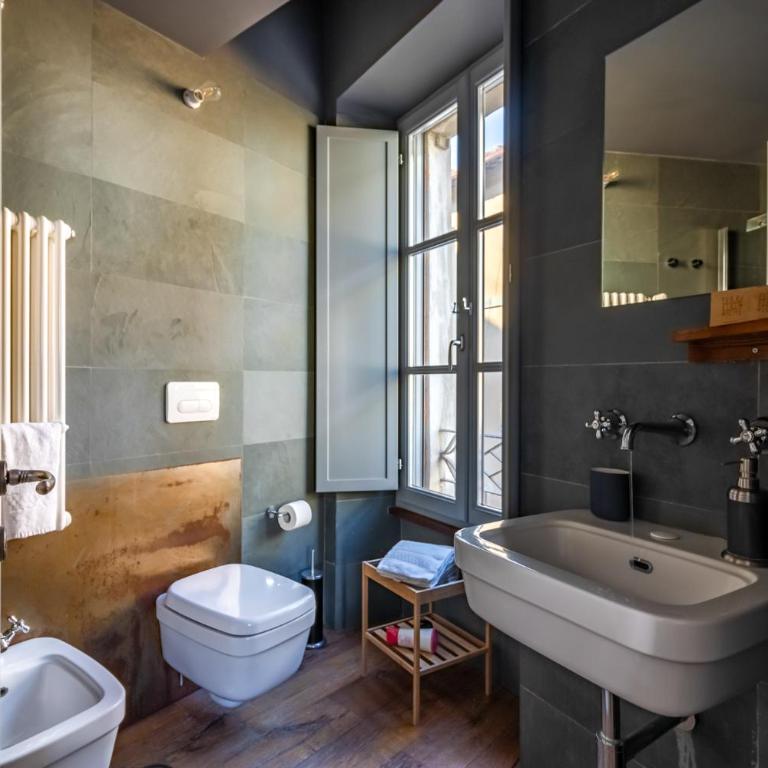 TAG Guest House - Camera Matrimoniale/Doppia con Letti Singoli con Bagno Privato - 8