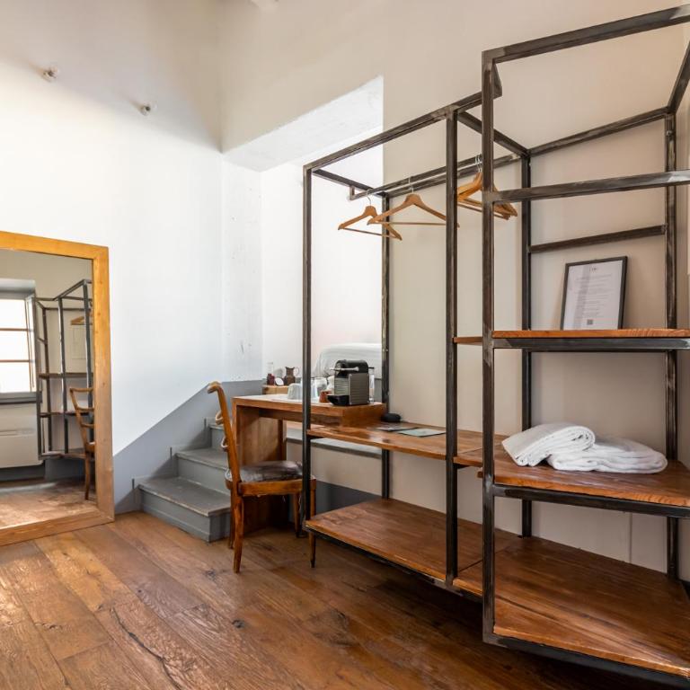 TAG Guest House - Camera Matrimoniale con Bagno Privato - 6