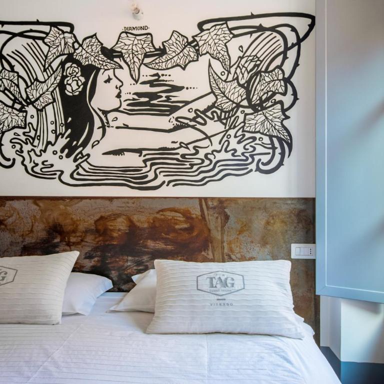 TAG Guest House - Camera Matrimoniale con Bagno Privato - 5