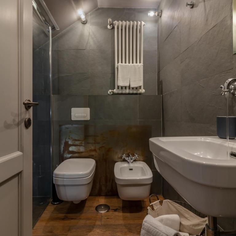 TAG Guest House - Camera Matrimoniale/Doppia con Letti Singoli con Bagno Privato - 7