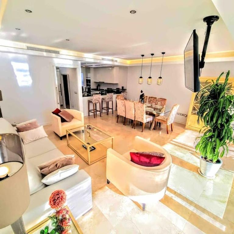 Marbella luxury house with private rooftop Jacuzzi on the Golden Mile - Casa de 3 dormitorios - 6
