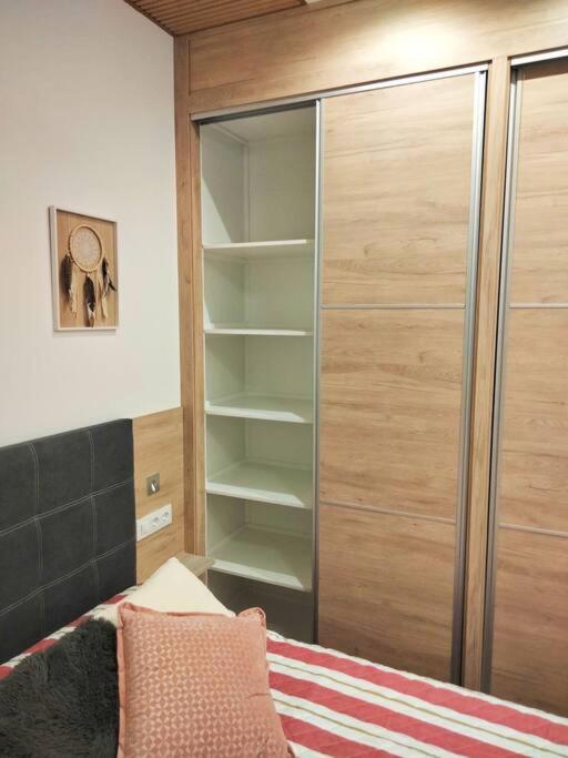 Loft La Calahorra del Bere con posibilidad de aparcamiento Pregunta por el PACK MÁS AMOR - Loft - 13