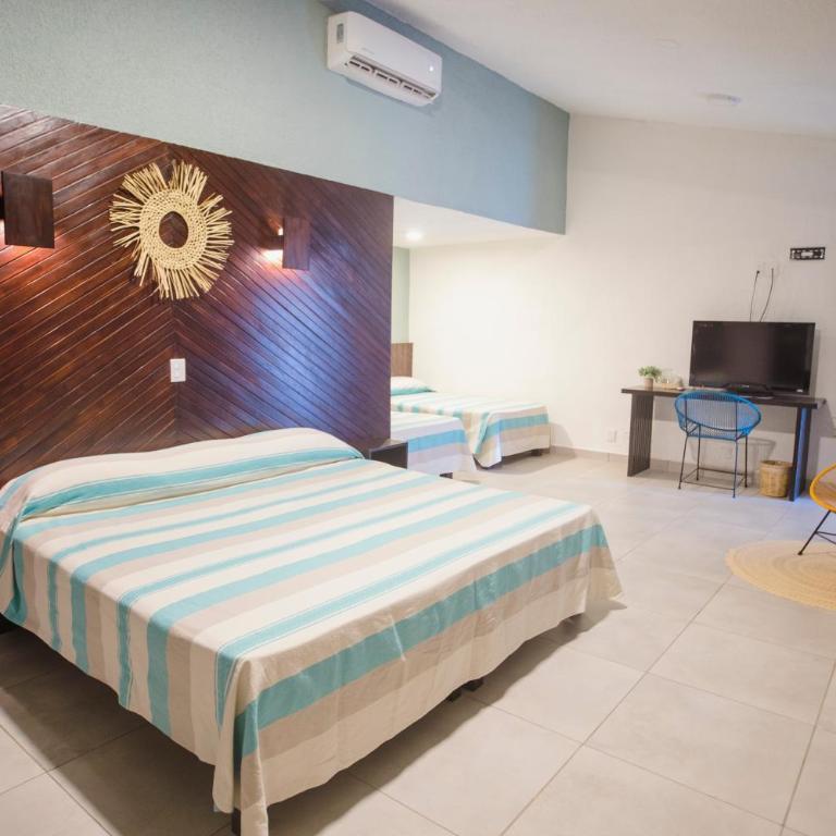 Hotel Camino Del Sol - Habitación Familiar - 4