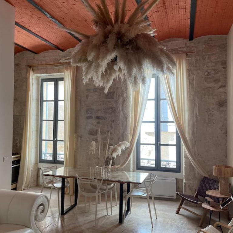 Pamp’Arles - Two-Bedroom Apartment - 1