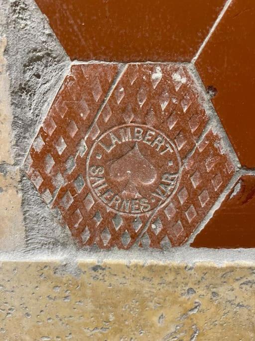 Pamp’Arles - Two-Bedroom Apartment - 48