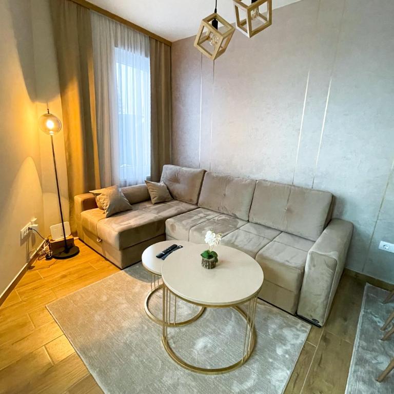 Nivalis Hill 23 - One-Bedroom Apartment - 1