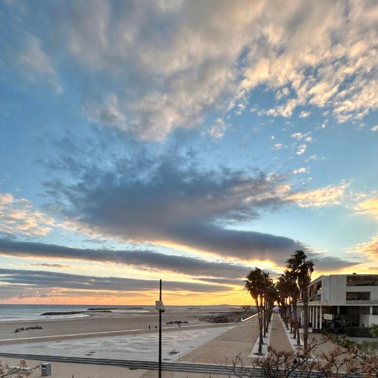 T2 VUE PANORAMIQUE SUR MER QUARTIER DES QUILLES - Appartement 1 Chambre - 2
